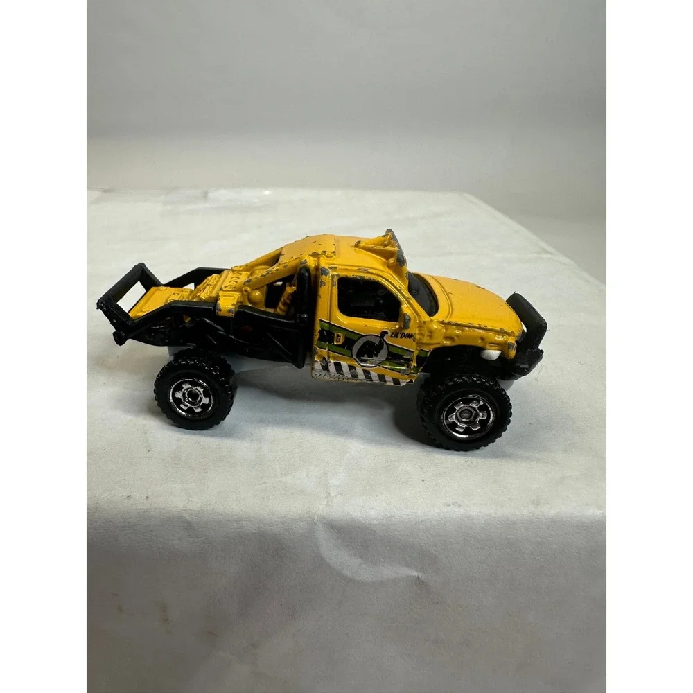 Matchbox Rock Shocker Off Road Truck Yellow Black 4x4 Diecast Toy‎ MB781